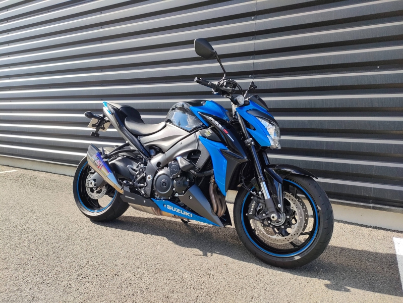 SUZUKI GSX-S